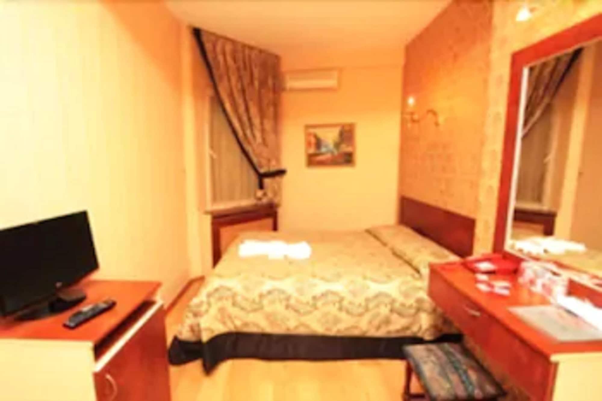 เทอแวน โฮเต็ล Hotel อิสตันบูล ภายนอก รูปภาพ
