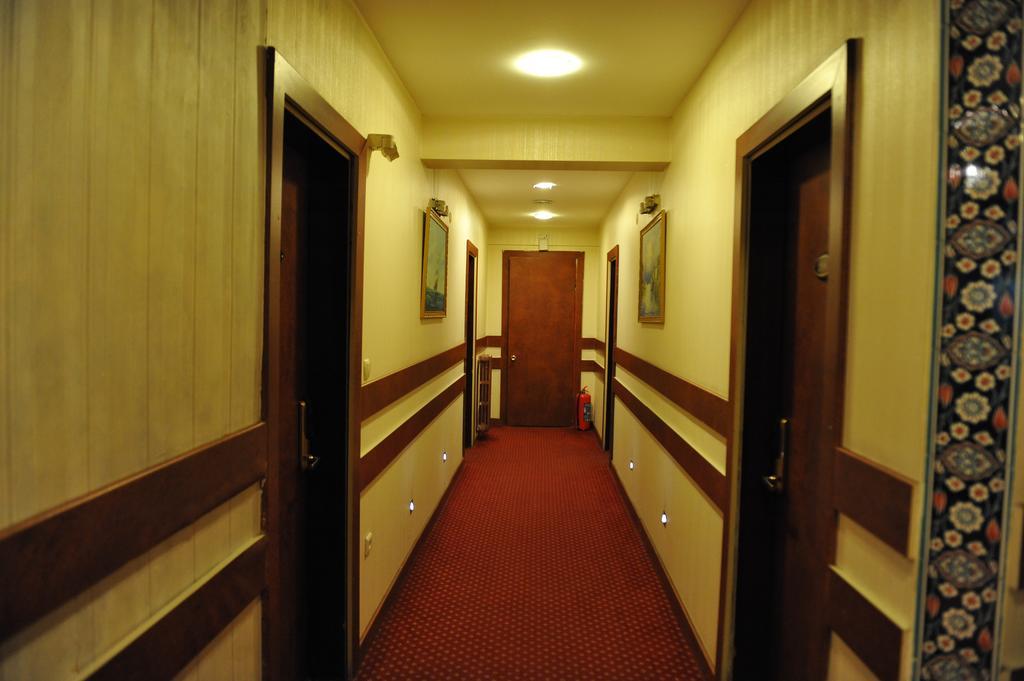 เทอแวน โฮเต็ล Hotel อิสตันบูล ภายนอก รูปภาพ