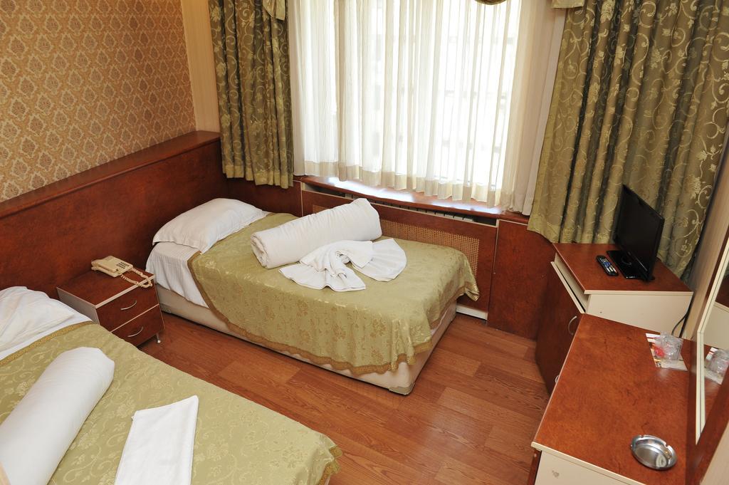 เทอแวน โฮเต็ล Hotel อิสตันบูล ภายนอก รูปภาพ