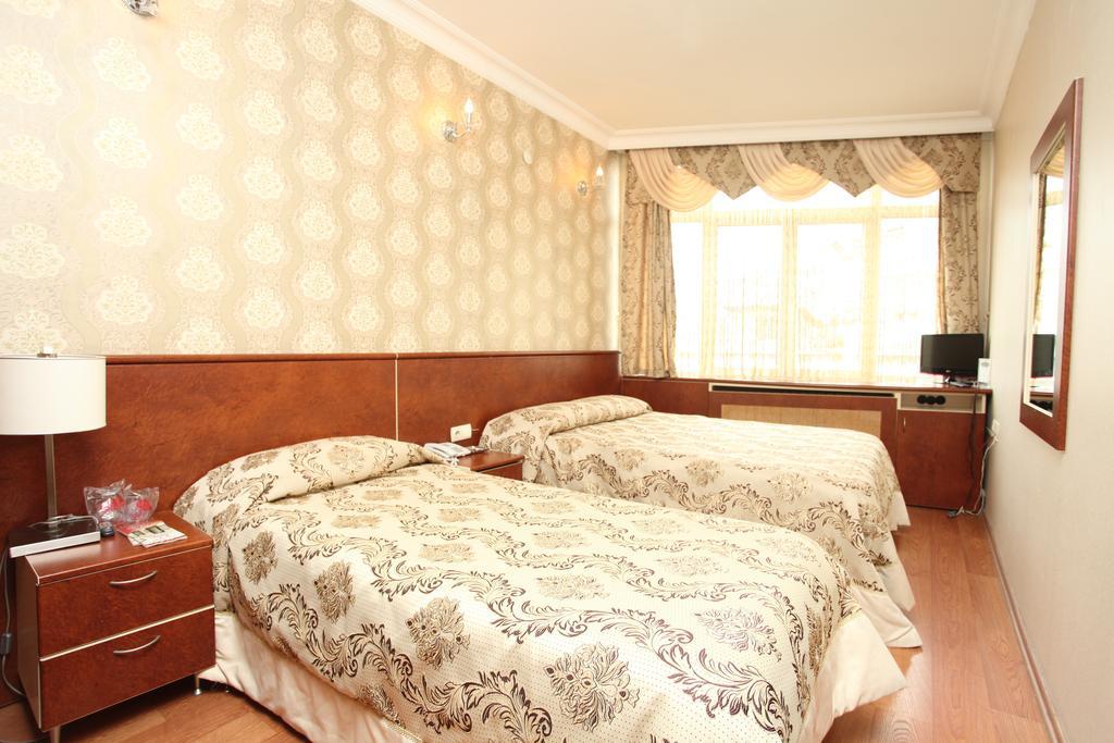เทอแวน โฮเต็ล Hotel อิสตันบูล ภายนอก รูปภาพ